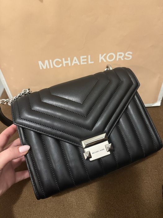 Дамска чанта с регулируема дръжка от еко кожа -whitney MICHAEL KORS