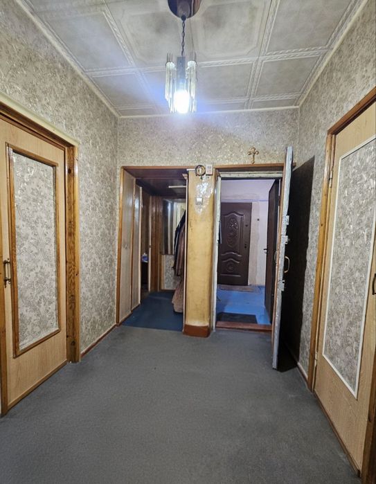 Продаётся 2-комнатная квартира, Чиланзарский район, 20 квартал