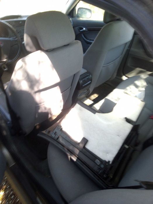 Auto Saab 9-3 an 2003 gri