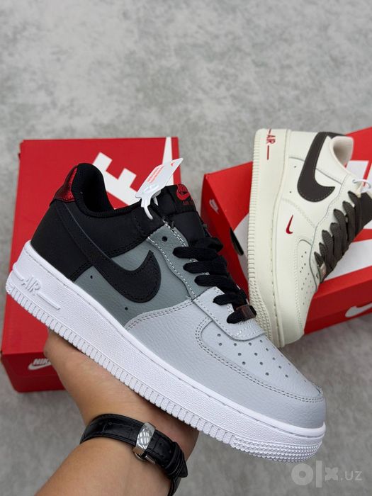 Nike Air Force 1
