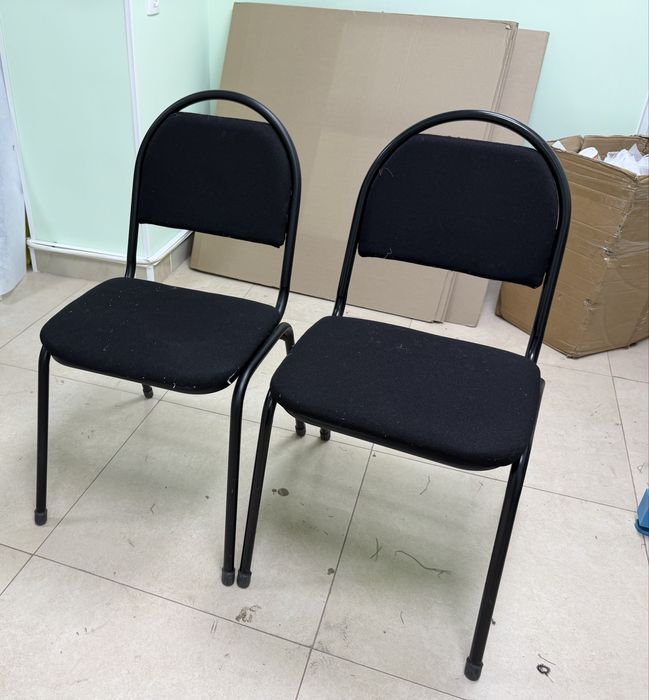 Продается диван, стол, стулья
