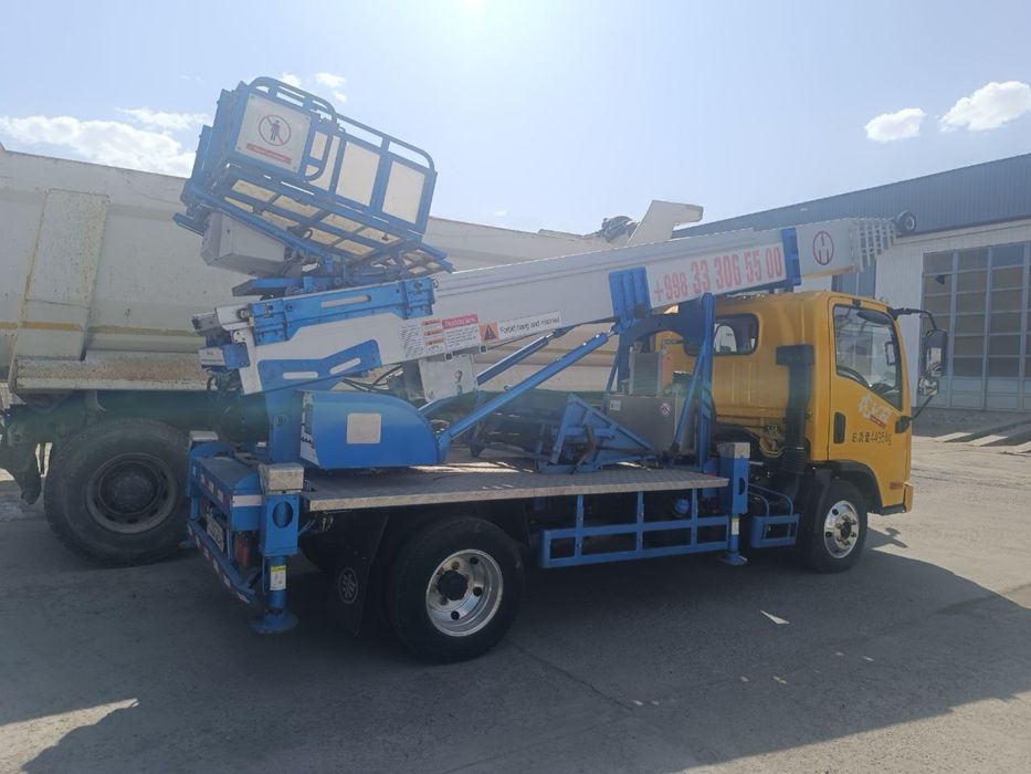 Avto lift Faw mashinasi sotilafi