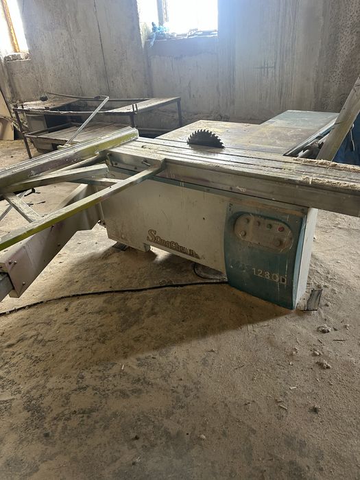 Продам большоформатный станок.