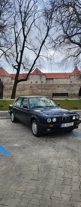 BMW Seria 3 De vânzare: BMW 3-Series 316i E30 – un clasic de colecție