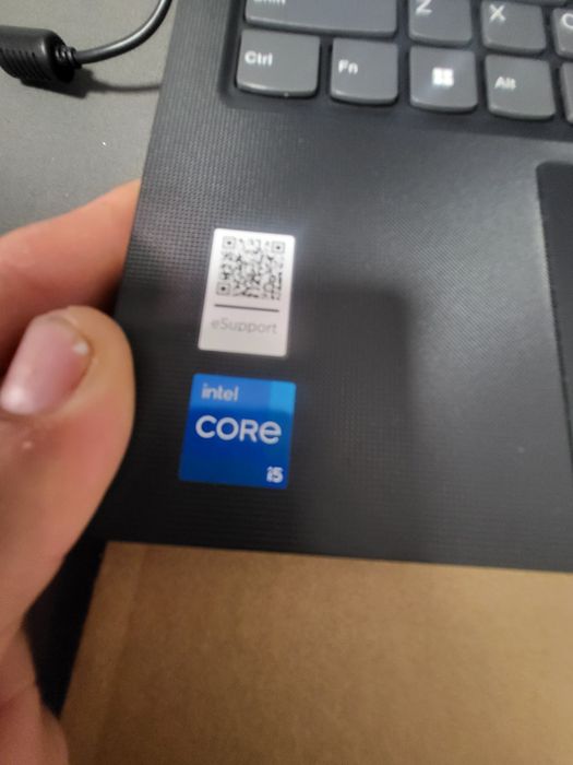 Laptop lenovo v15 g4 intel core i5