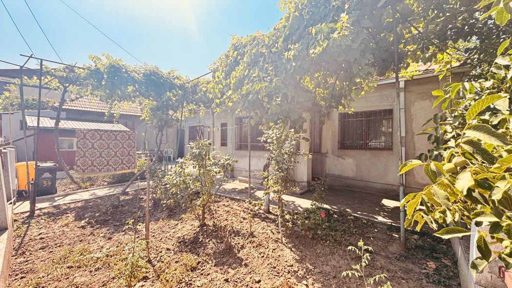 Casa de vanzare - zona Coiciu