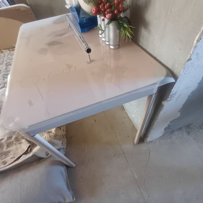 Стол стеклянный Б/У