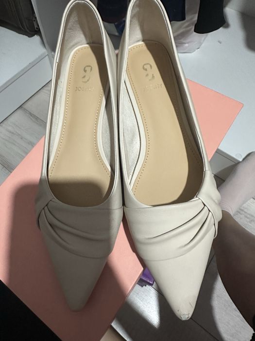 Женские нежные балетки