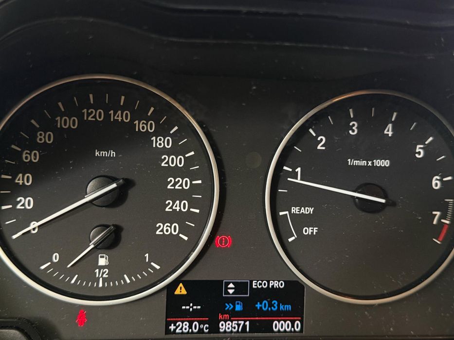 BMW 116i 2013 140cp 98.000Km