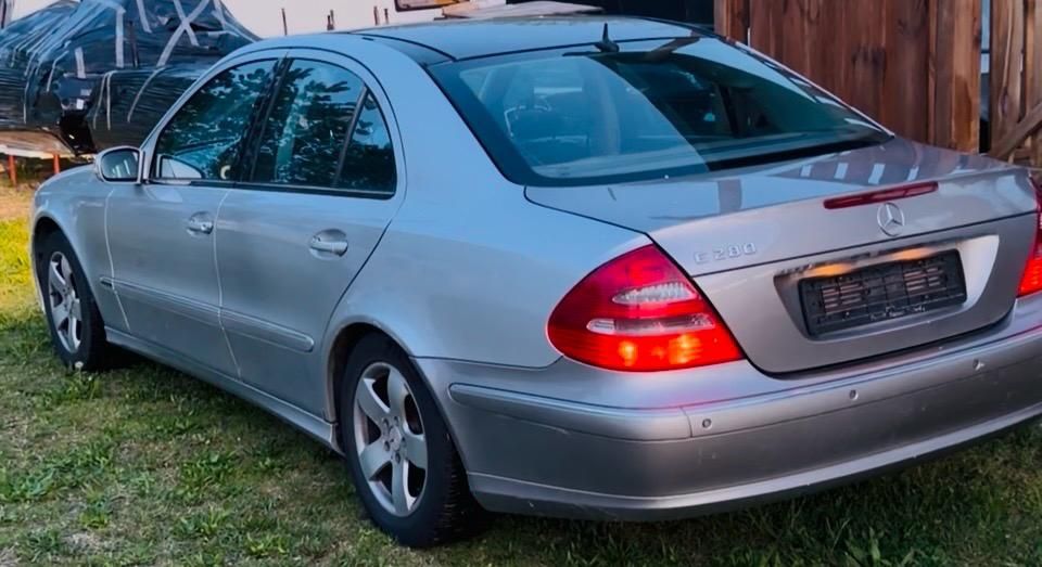 MERCEDES-BENZ E-Class 2002 — imagine 2