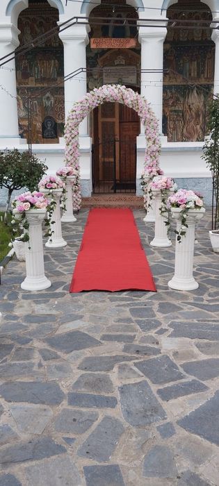 Aranjamente pentru botez cristelniță