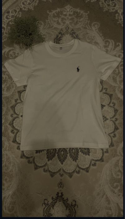 Продам футболку поло