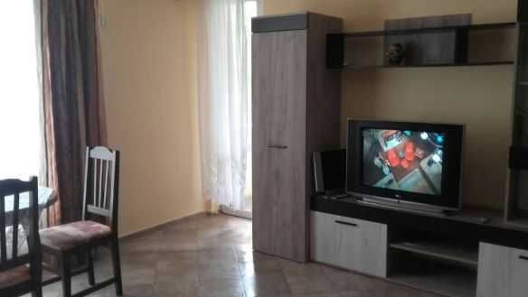 Дава се под наем Двустаен апартамент в Бургас, Център - 40 кв.м за 114.75 € - Снимка #6