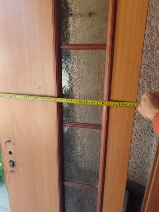 Дверь Есиктер уиге