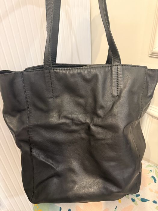 Женские сумки , кожаные