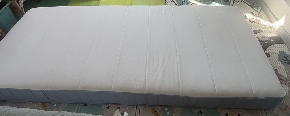 Saltea ikea 90x200