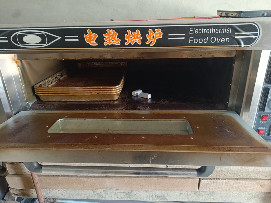 Электрическая печь (профессиональная)