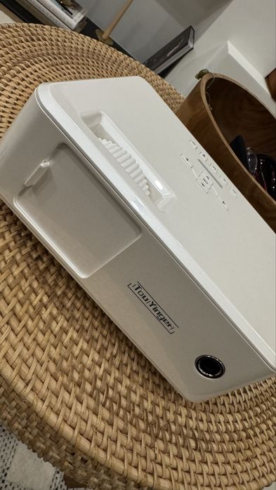 Продаю LED мультимедийный проектор TouYinger