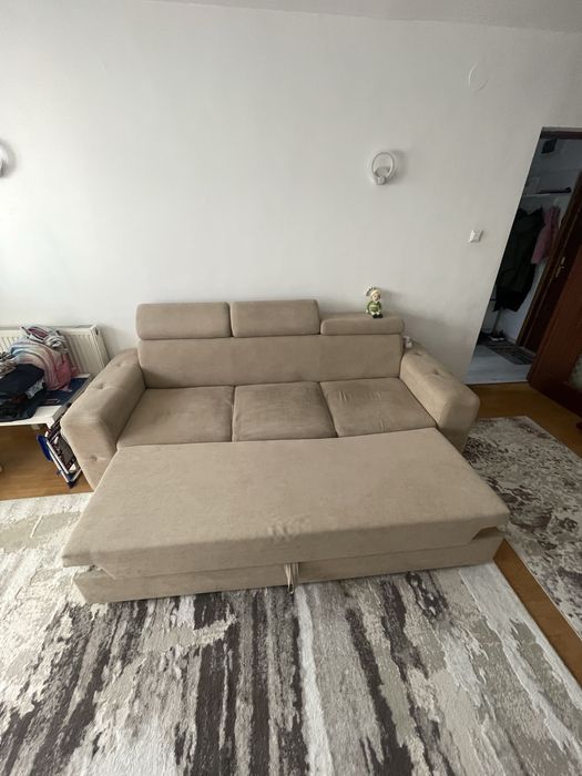 Vand canapea din stofa pentru living / sufragerie