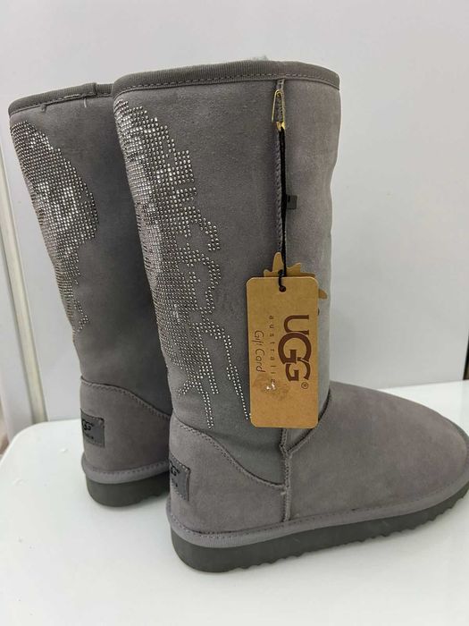 Угги , натуральный мех, верх замша, высокие, размер 38.