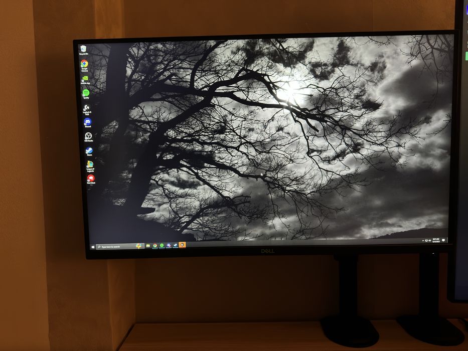 Monitor DELL G2724D