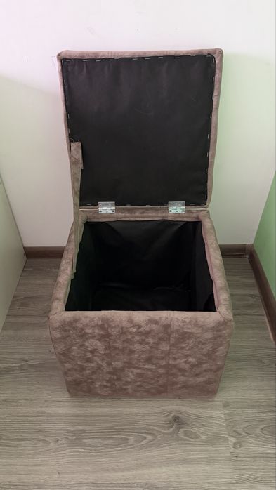 Продам пуфик в хорошем состоянии