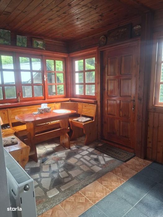 Casa/Cabana De Vanzare In Zona Linistita De Munte