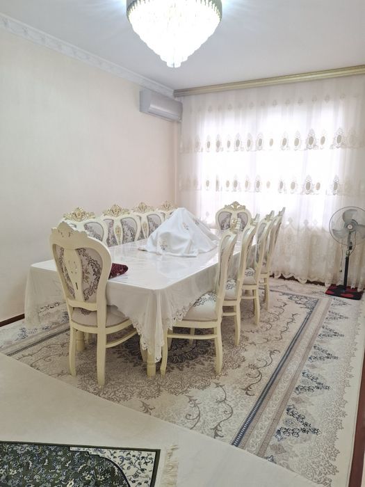 Коракамиш 2/4 да 3 хонали 4 этажда 70м2ли  квартира сотилади
