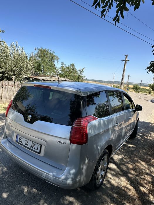 Peugeut 5008 / 1.6HDI / 2012 / 7 Locuri