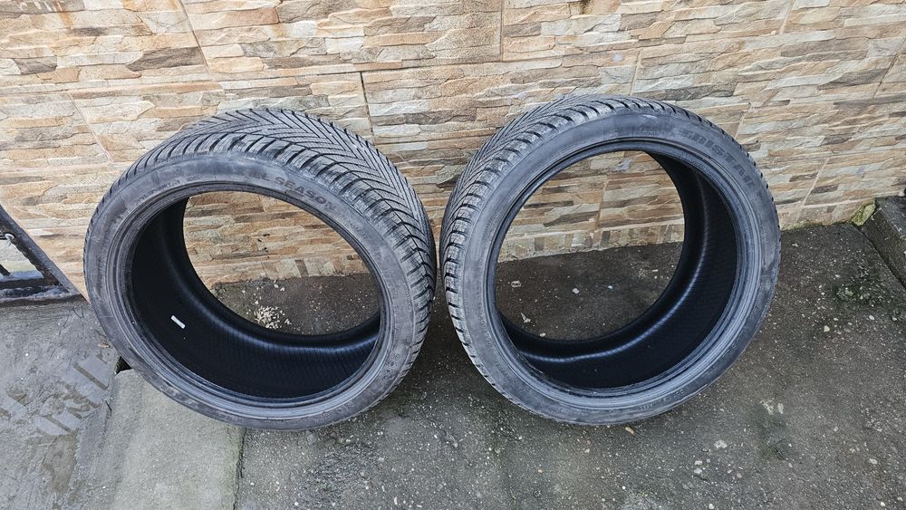 2x Anvelope ALLSeason 255/35 R18 - DOT 1225  [1000km uzura]