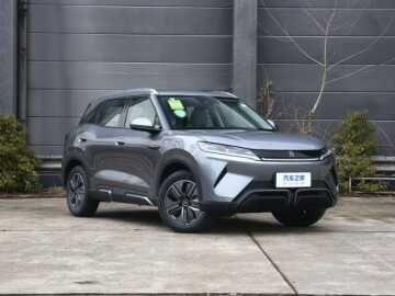 BYD Yuan up Smart drive arzon nasiyada bor