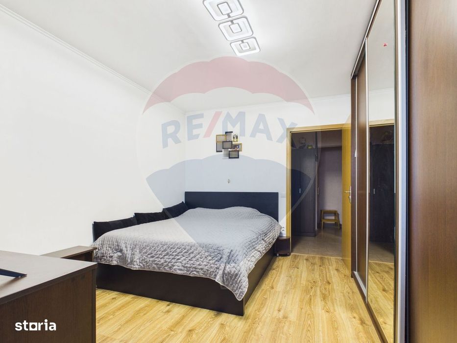 Apartament cu 2 camere de vânzare în zona Titan