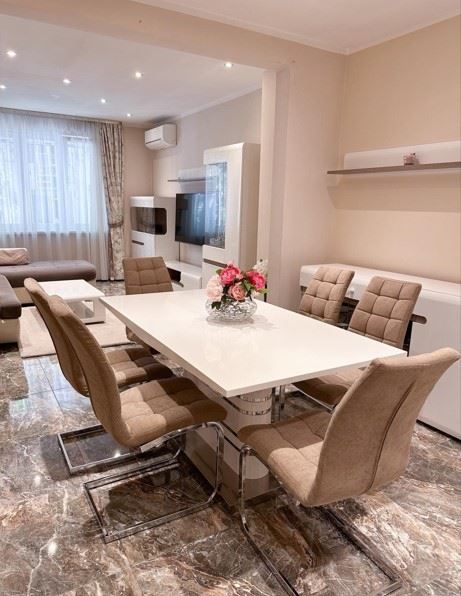 Дава се под наем Двустаен апартамент в София, Лозенец - 89 кв.м за 1046.01 € - Снимка #1