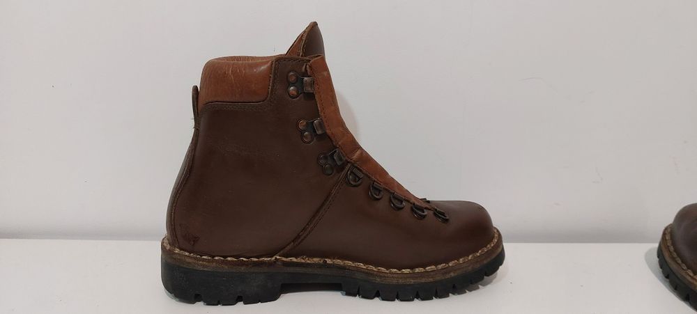 Ghete piele Monte sport