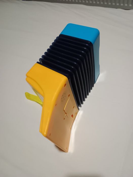 Детско акордеонче