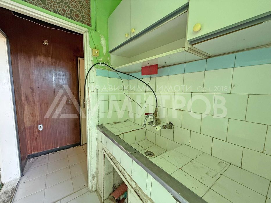 Продава апартамент тип гарсониера 42 кв.м. в гр. Нови пазар, САНИРАН жилищен блок - снимка 11