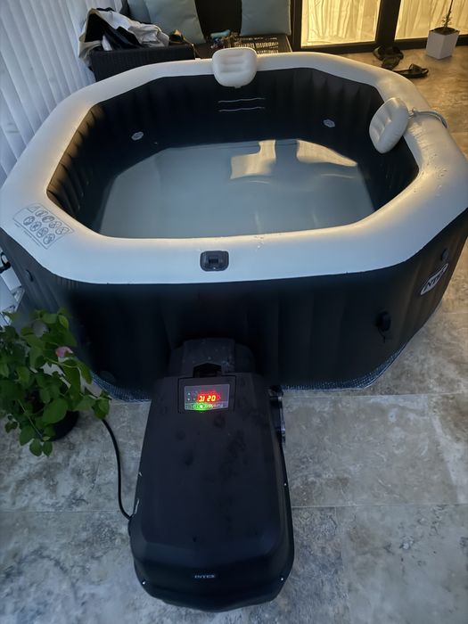 Intex PureSpa Bubble Jet jacuzzy 4 persoane