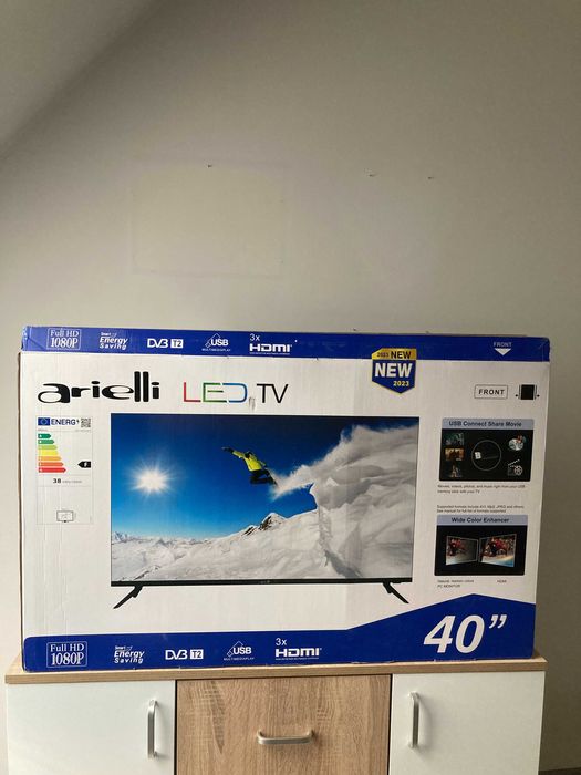 Телевизор Arielli 40 инча перфектен с гаранция