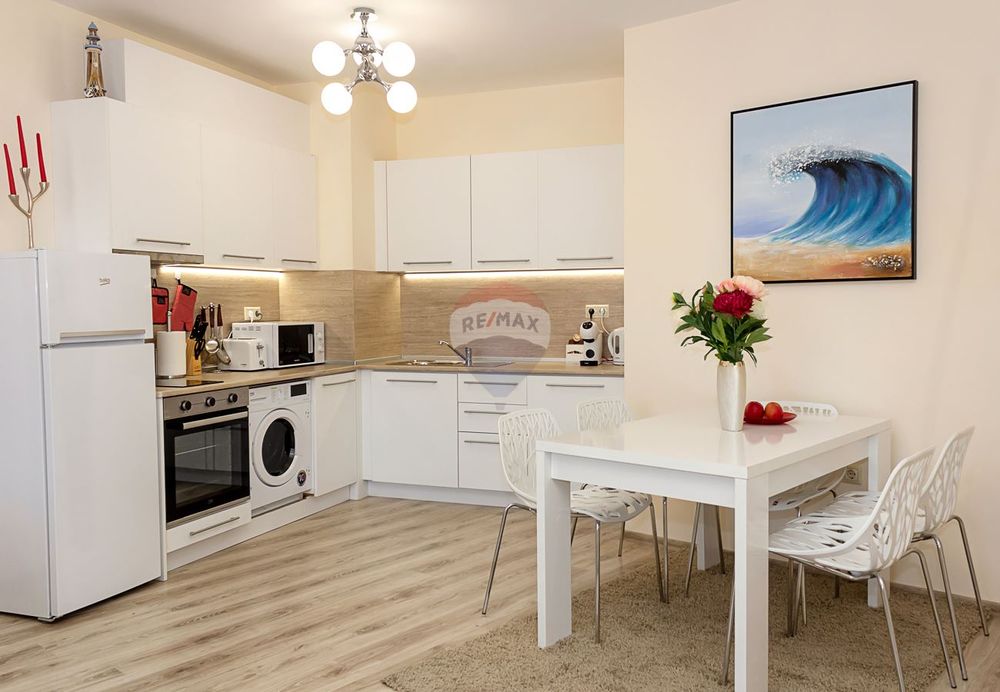 Продава се Тристаен апартамент в Варна, Аспарухово - 104 кв.м за 834 €/кв.м - Снимка #4