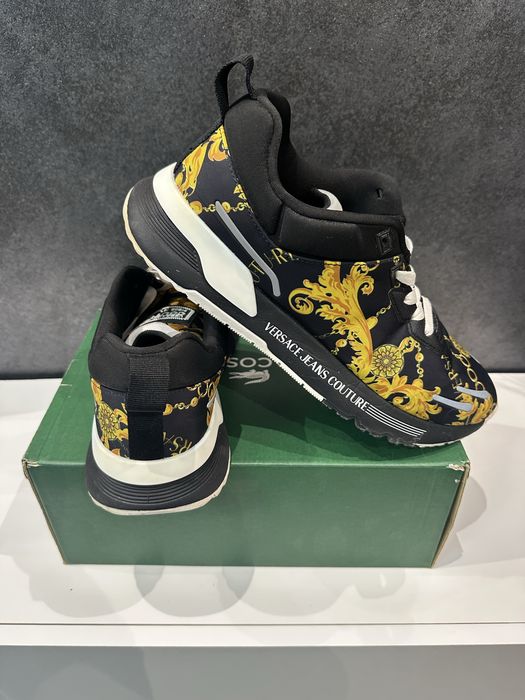 Versace Jeans Couture —43 номер