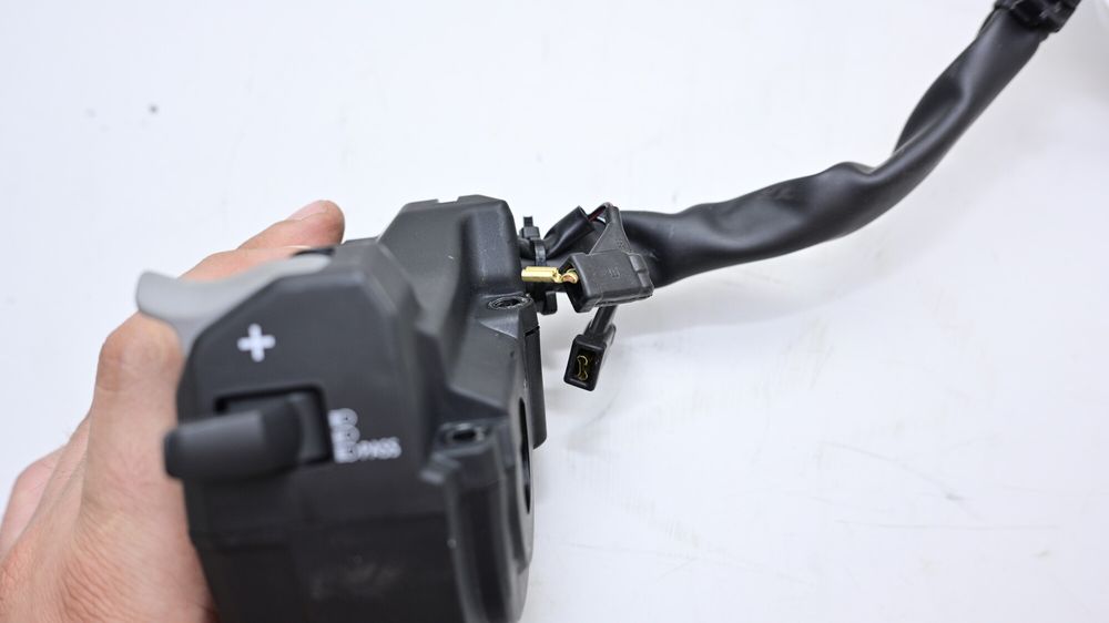 Bloc Comenzi Switch Lumini Stanga OEM Honda CMX 1100 Rebel DCT 2025-