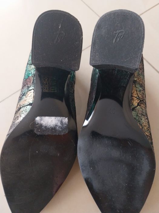 Pantofi cu toc pele 37