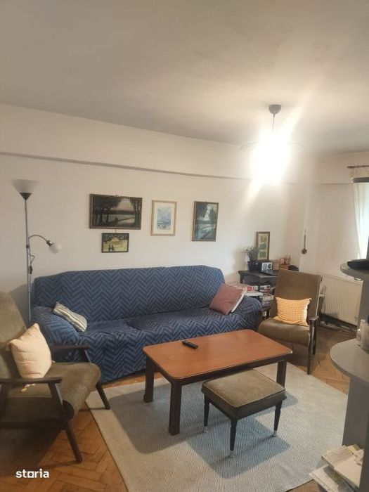 Apartament 3 camere decomandat, Cartier Sarari, zona Spaniei