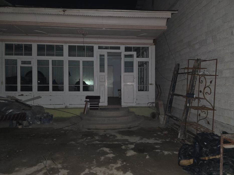 Продаётся участок 3 сотки с временным домом в центре Кибрая!

Идеальны