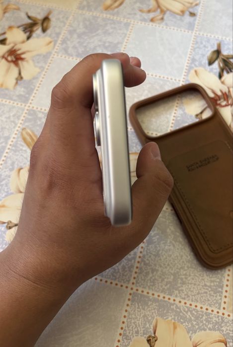 Iphone 17 pro max / 256 гб