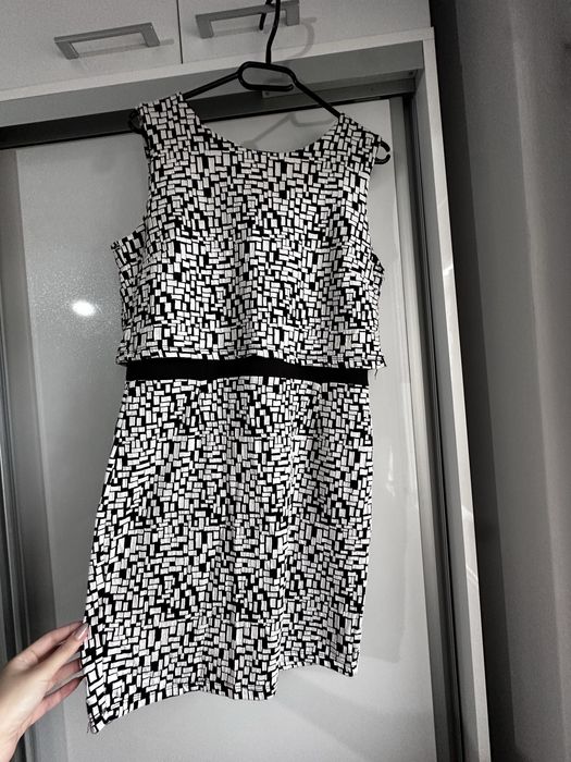 РАЗПРОДАЖБА - всичко по 5 евро