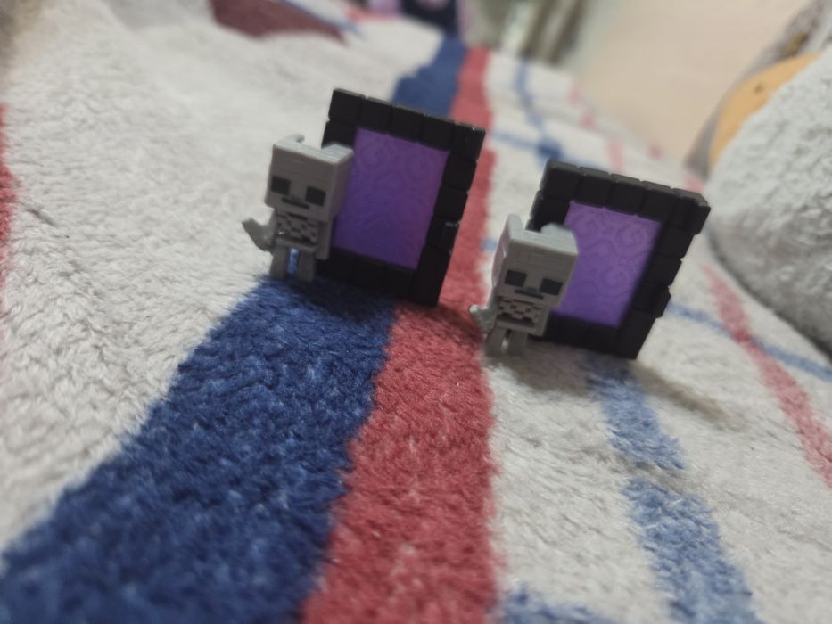 Обмен/продажа  киндер маинкрафт