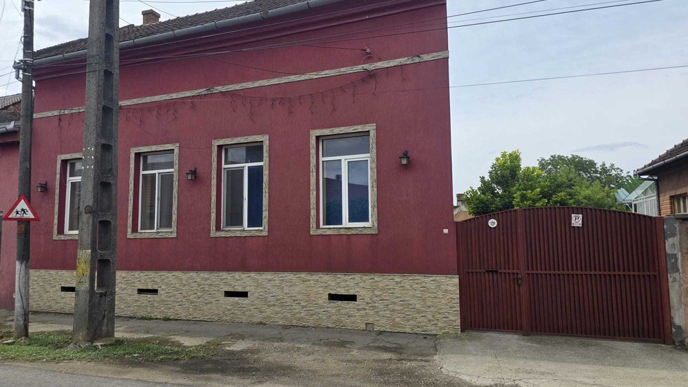 Casă Familiala in Lipova