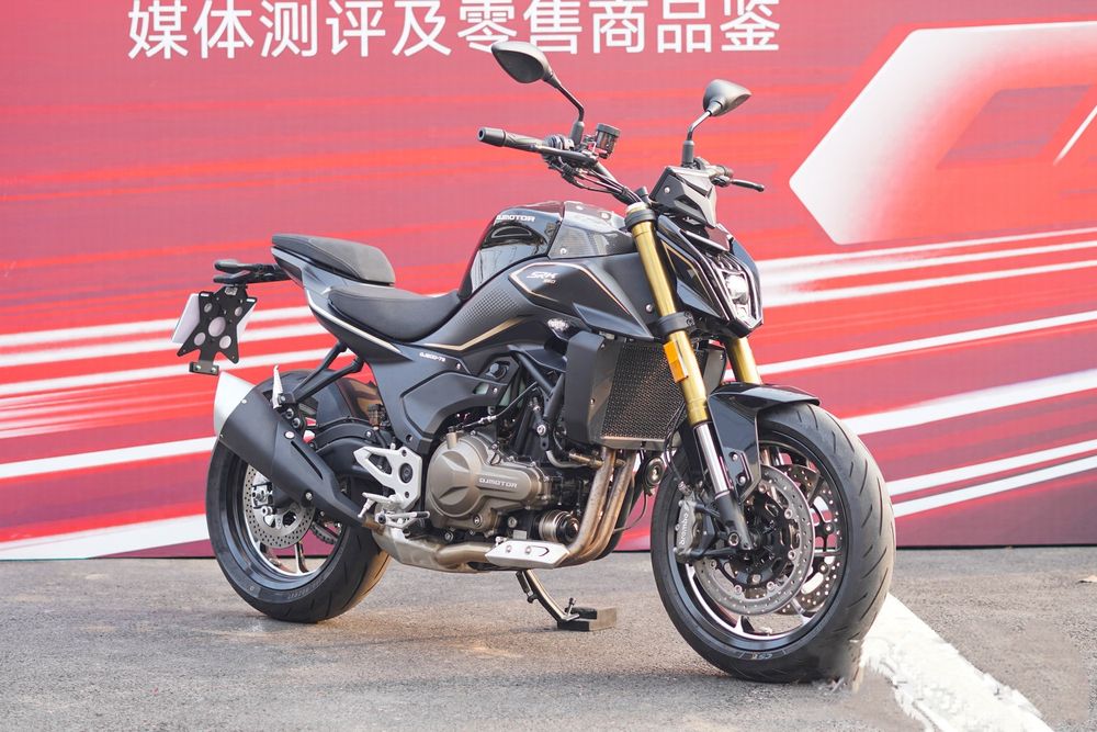 Мотоцикл QJMotor SRK 550 ABS заказ