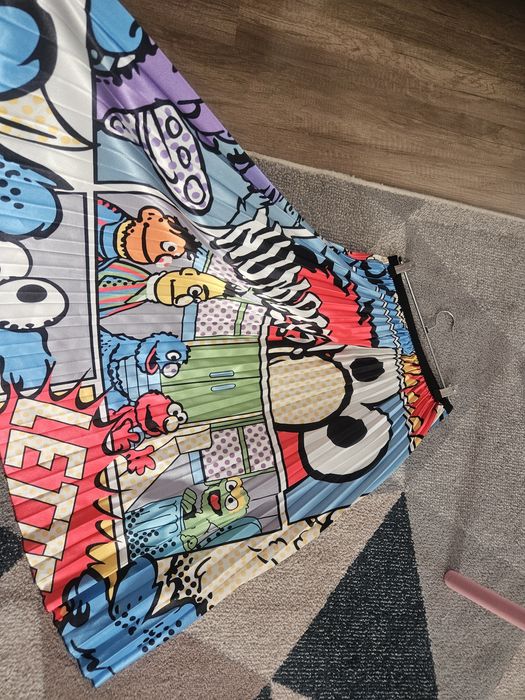 Уникалната цветна пола